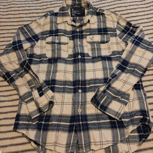 Mens American Eagle flannel shirt